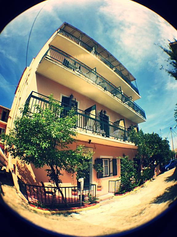 Benitsa Beach Hotel 아킬레이온 외부 사진